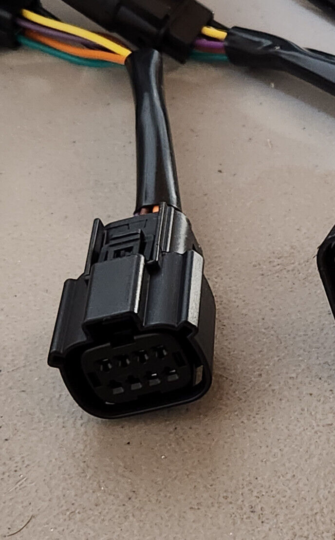 TRANSIT 6 TO 8 PIN ADAPTER