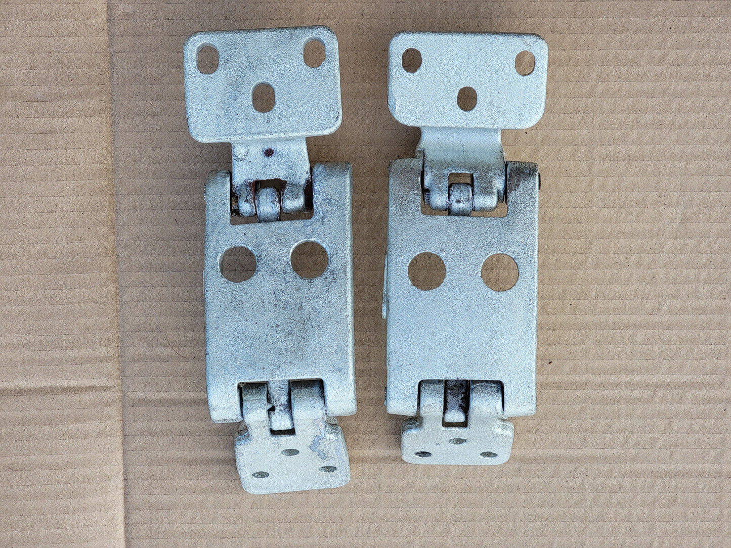 FOR MERCEDES SPRINTER W906 2007-2018 REAR DOOR HINGE UPPER DODGE RIGHT PASSENGER