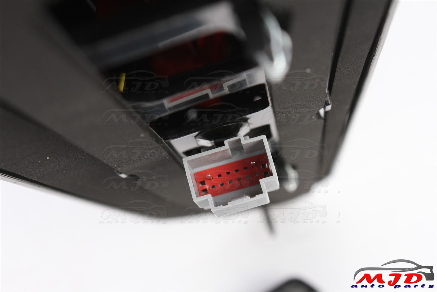 FOR FORD TRANSIT 2015-2025 Rear Center High Mount Stop Third Brake Light Bracket