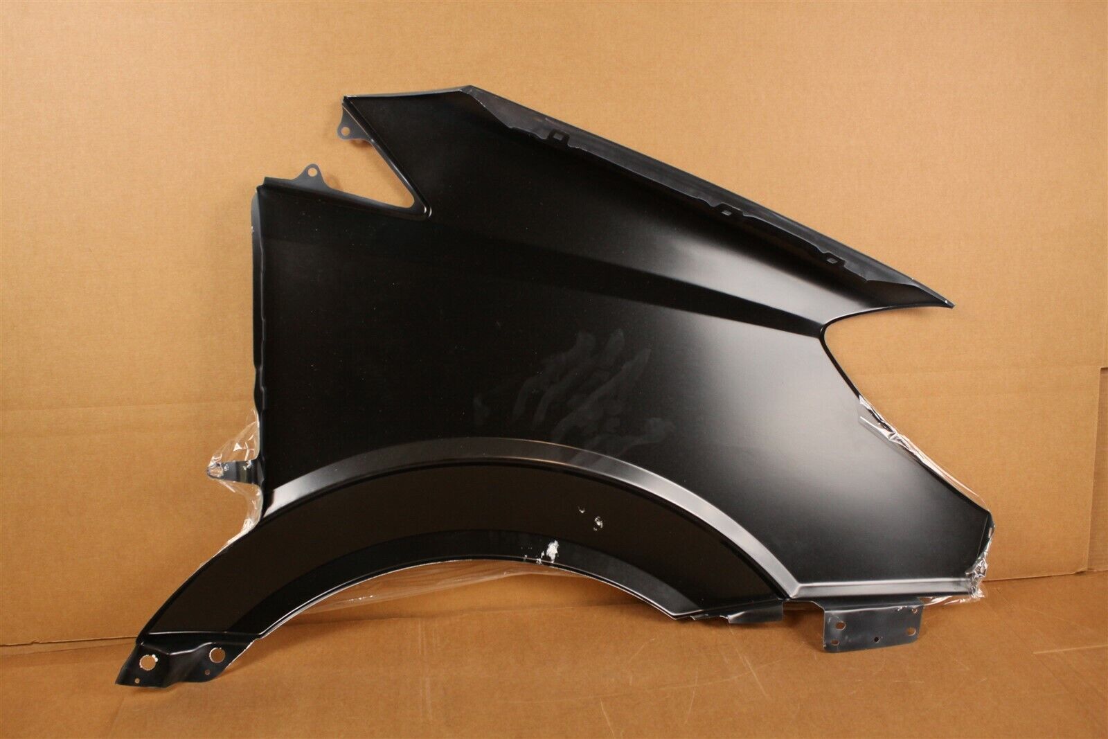 FOR MERCEDES SPRINTER W906 2007-2013  LEFT DRIVER FENDER WHITE 9066377719 DODGE