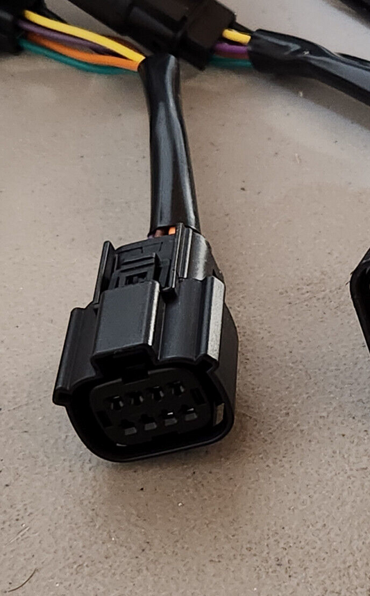 TRANSIT   6 TO 8 PIN ADAPTER