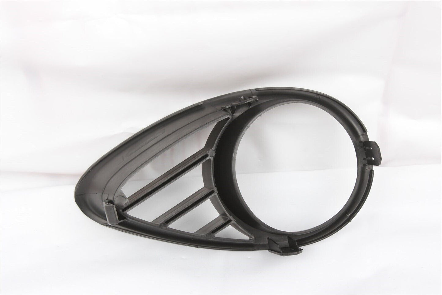 FOR INFINITI FX35 FX50 2009-2011 PASSENGER FOG LIGHT LAMP TRIM BEZEL 62256-1CA0A