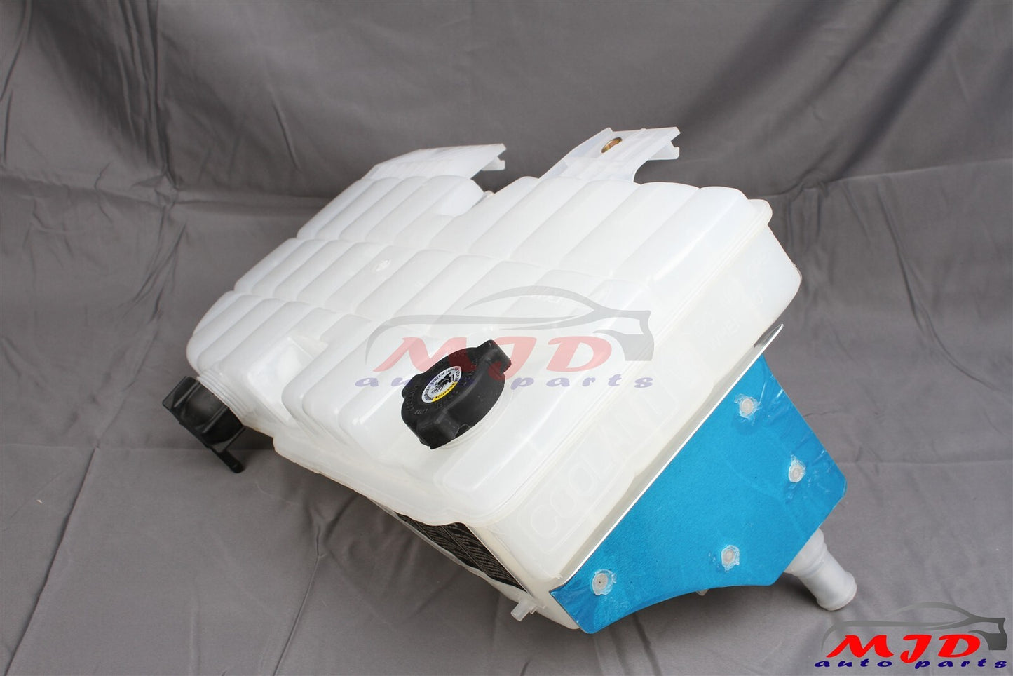 For KENWORTH T680 T600 Peterbilt 386 389 337 Coolant Reservoir Tank N5346001