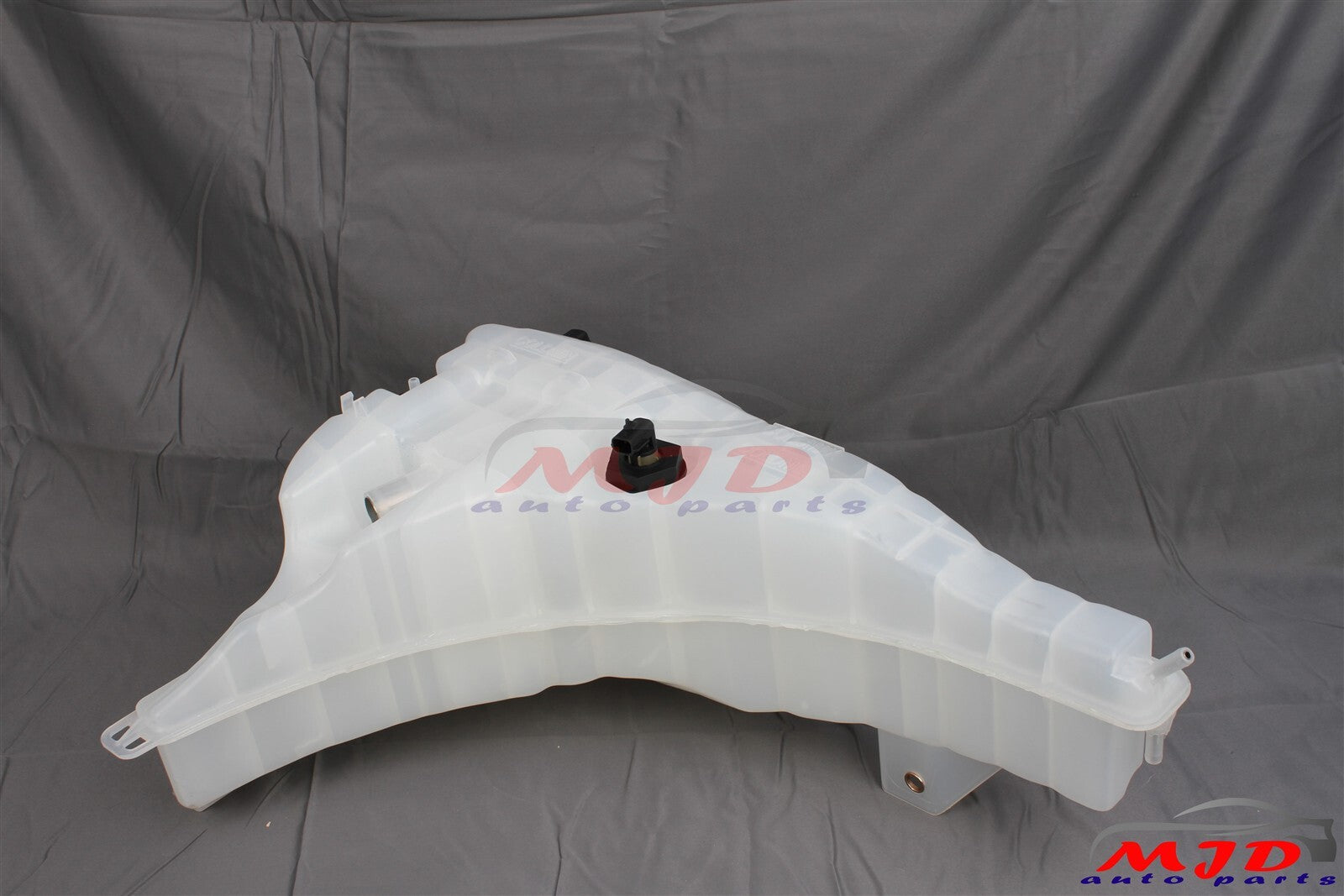 For Freightliner Cascadia 2008-2017 Columbia Coolant Reservoir Tank A0525263006