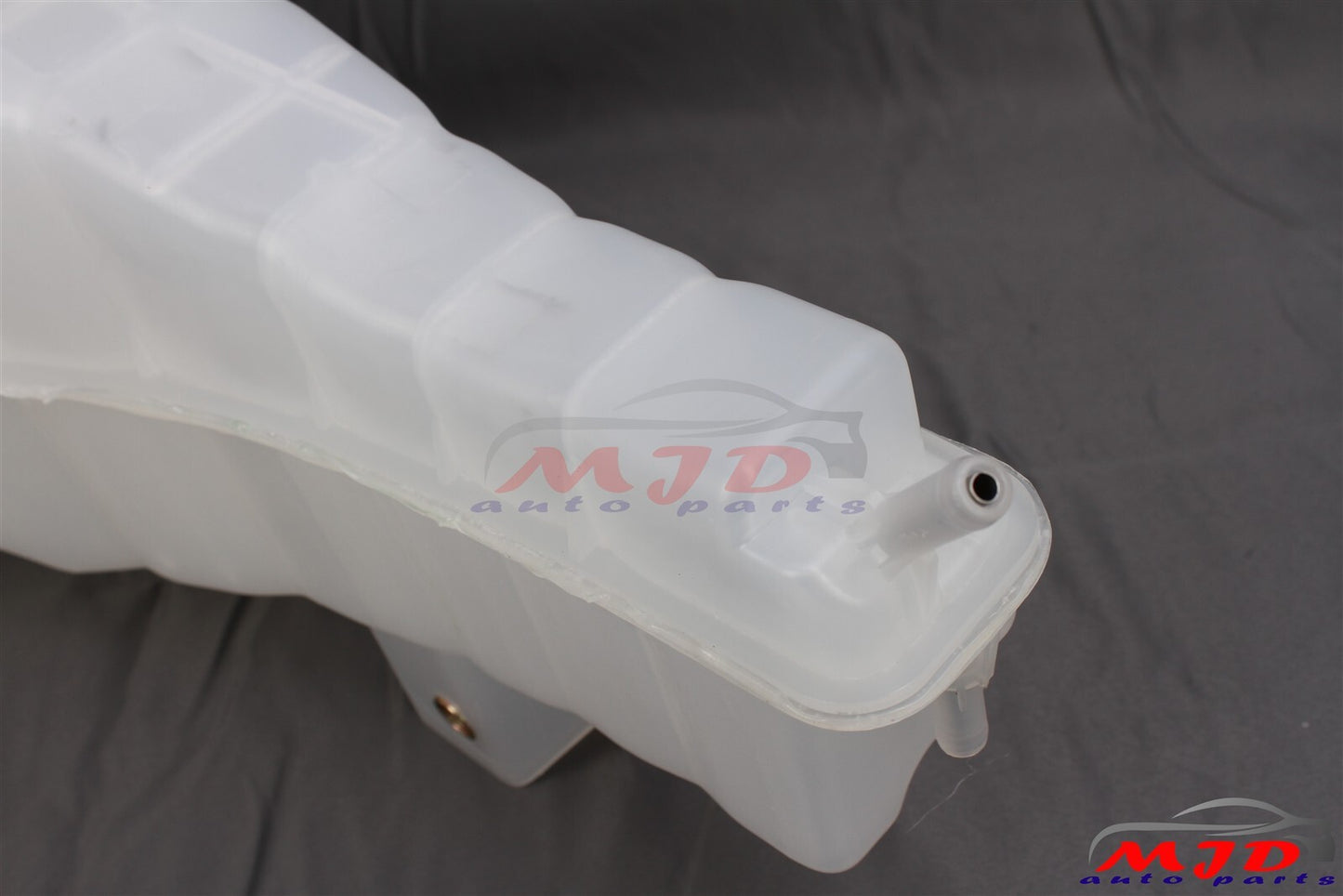 For Freightliner Cascadia 2008-2017 Columbia Coolant Reservoir Tank A0525263006