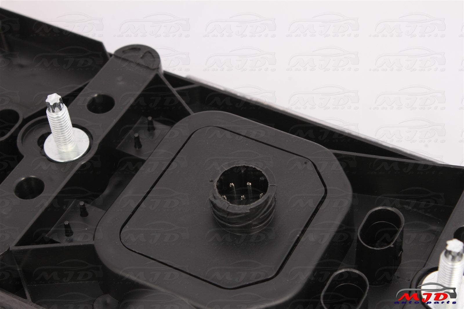 FIT MERCEDES SPRINTER W910 2019-2025 Cab & Chassis LED TAIL LIGHT DRIVER SIDE