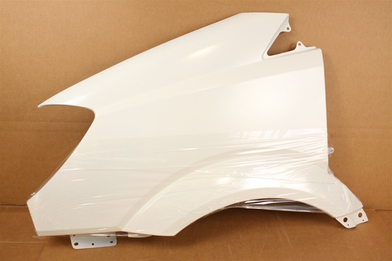 FOR MERCEDES SPRINTER W906 2007-2013  LEFT DRIVER FENDER WHITE 9066377719 DODGE