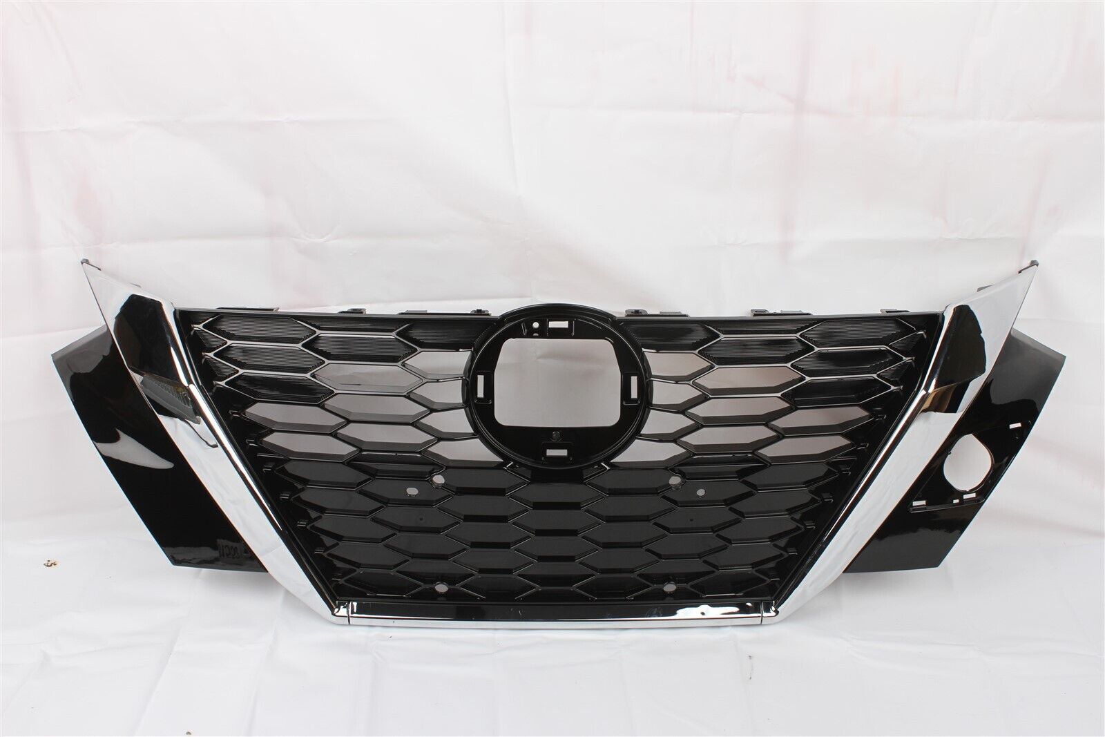 For 2020 2021 2022 Nissan Sentra Front Bumper Upper Grille Grill