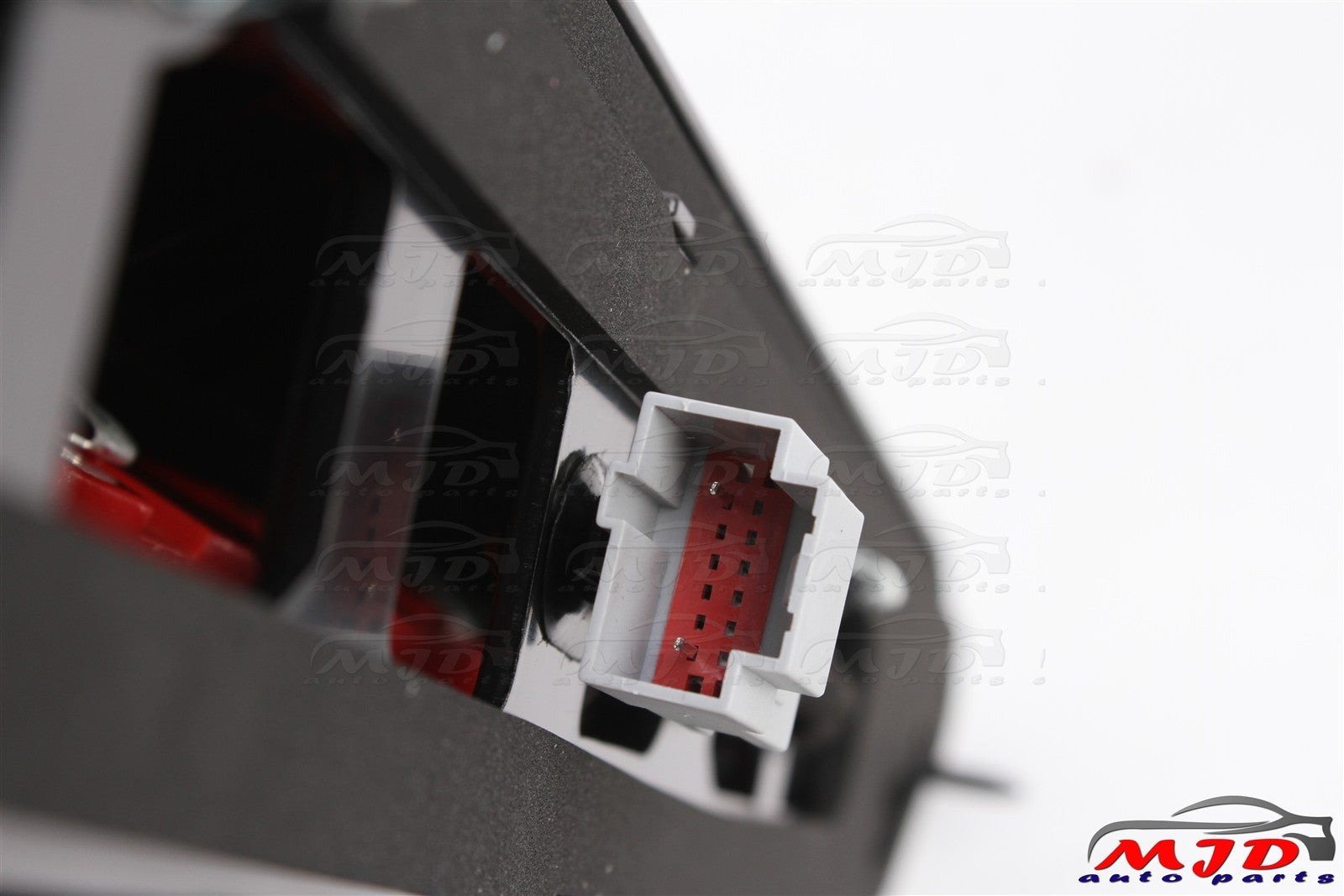 FOR FORD TRANSIT 2015-2025 Rear Center High Mount Stop Third Brake Light Bracket