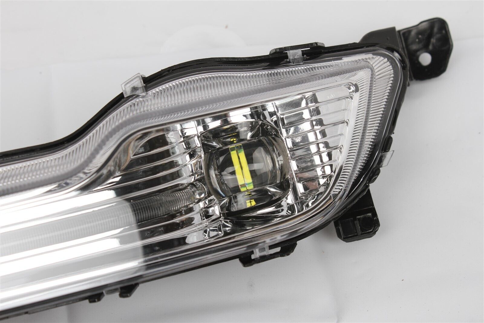 FOR FORD FUSION 2017-2018 EXPLORER 2018-2019 FRONT BUMPER FOG LIGHT DRIVER