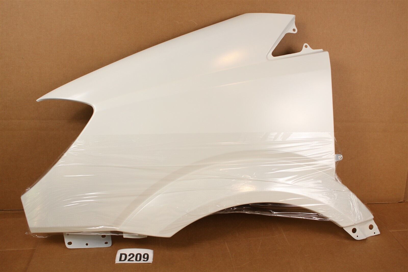FOR MERCEDES SPRINTER W906 2007-2013  LEFT DRIVER FENDER WHITE 9066377719 DODGE