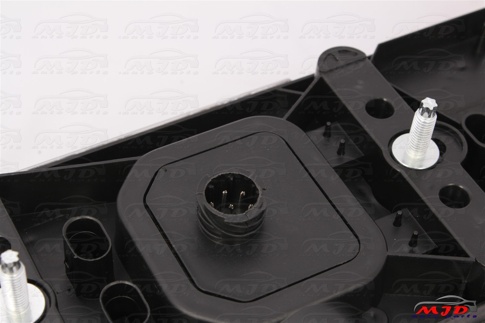 FIT MERCEDES SPRINTER W910 2019-2025 Cab & Chassis LED TAIL LIGHT PASSENGER SIDE