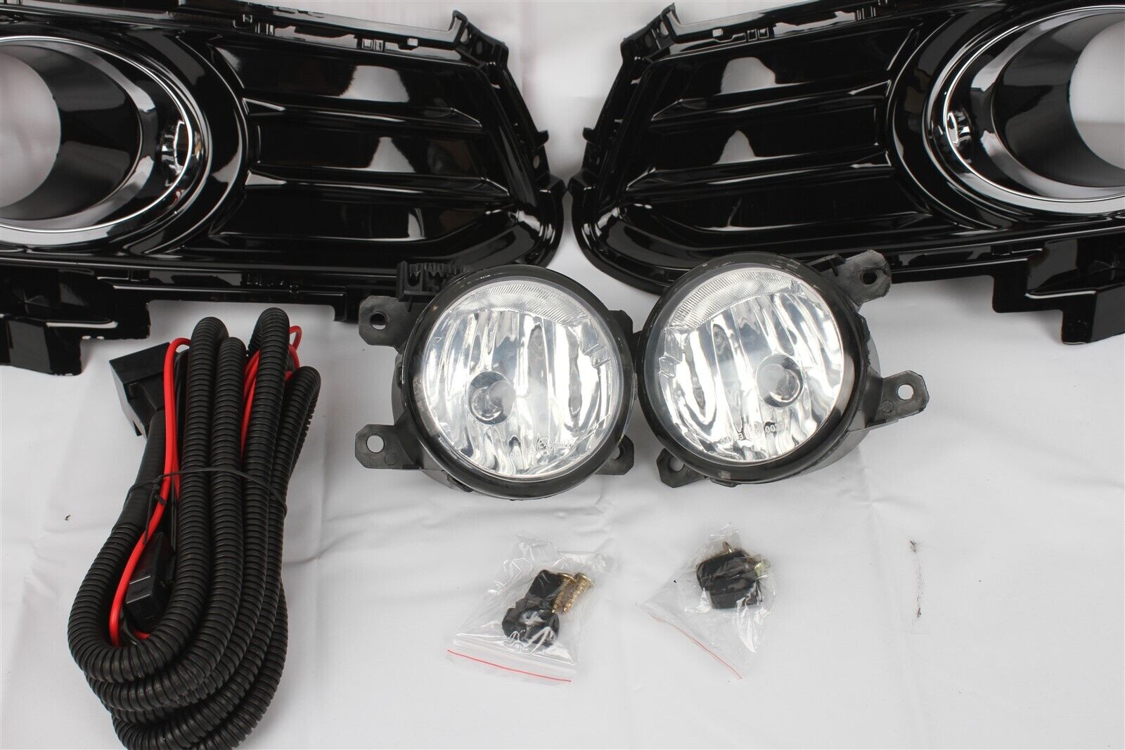 FOR FORD FUSION 2013-2016 FRONT BUMPER FOG LIGHT SET BEZEL