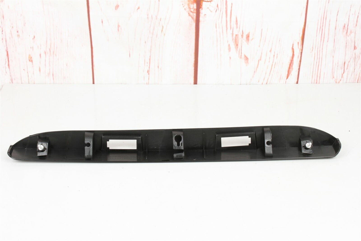 FOR MERCEDES SPRINTER W906 07-18 REAR LICENSE NUMBER PLATE LIGHT TRIM 9067400030