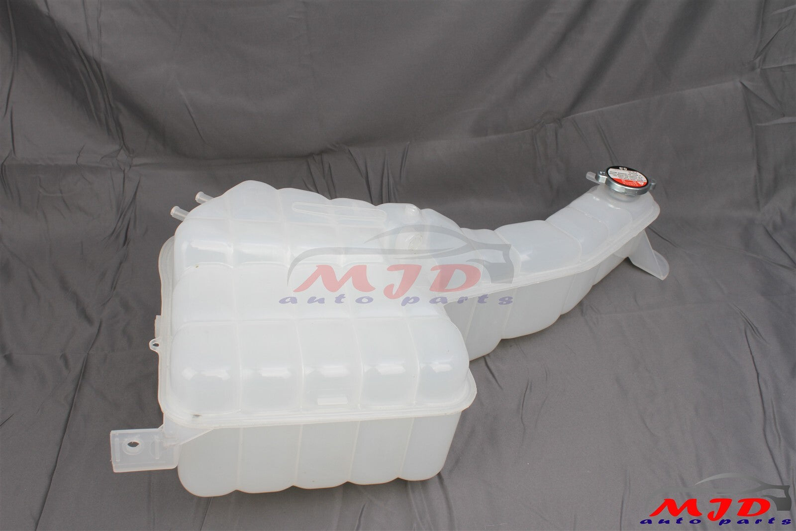 For Freightliner M2 106 Thomas C2 2005-2011 Coolant Reservoir Tank 0523195001
