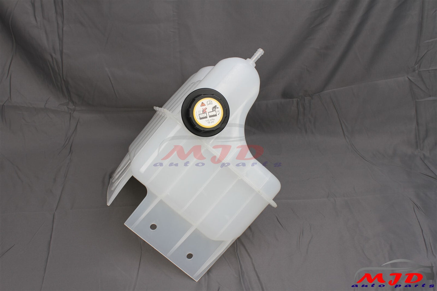 International 5500 5600 9200 9400 9900 Radiator Overflow Bottle Tank 2508700C91