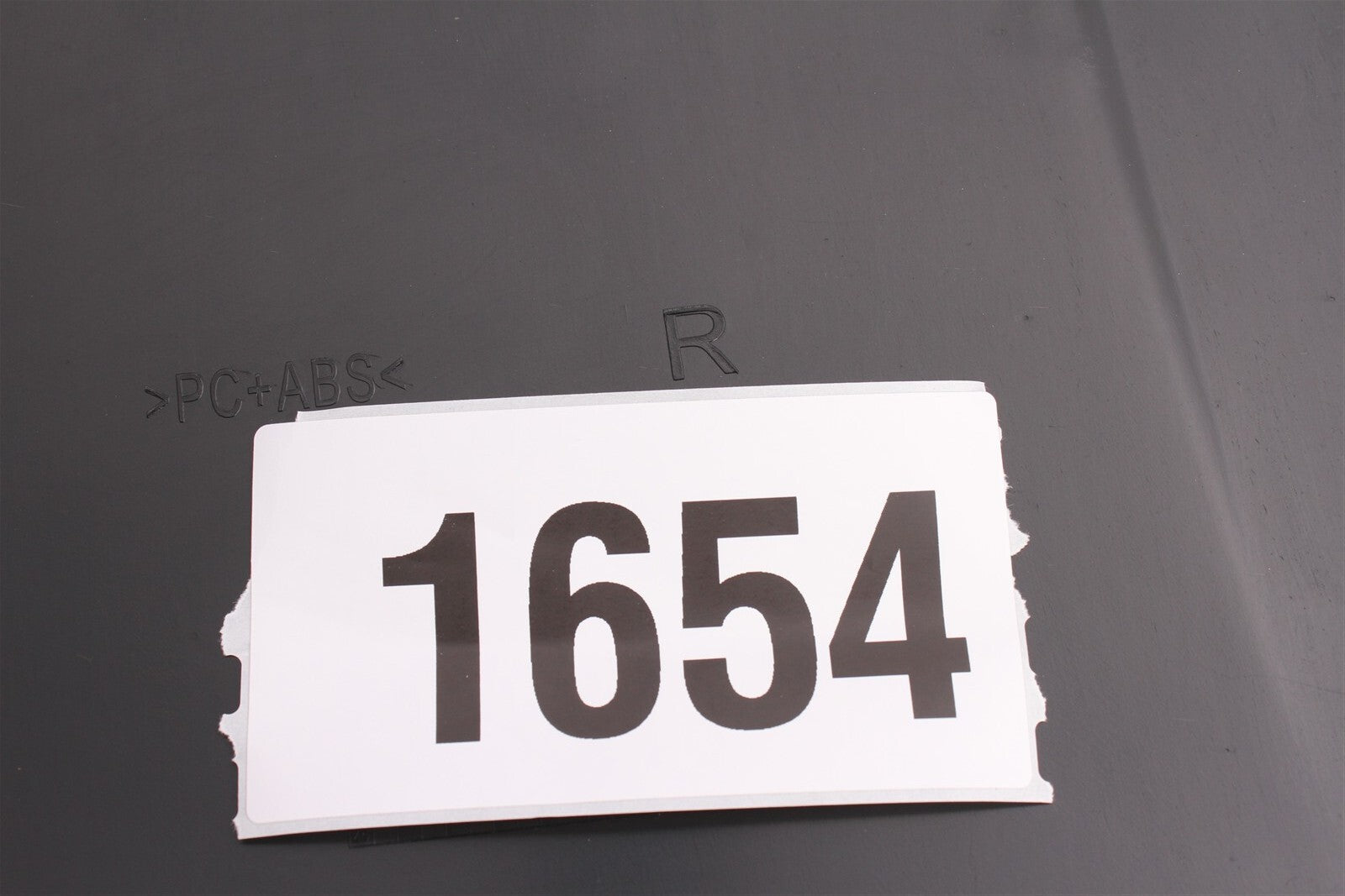 FOR VOLVO VNL 2018-2023 RIGHT PASSENGER SIDE FRONT BUMPER CORNER COVER TRIM