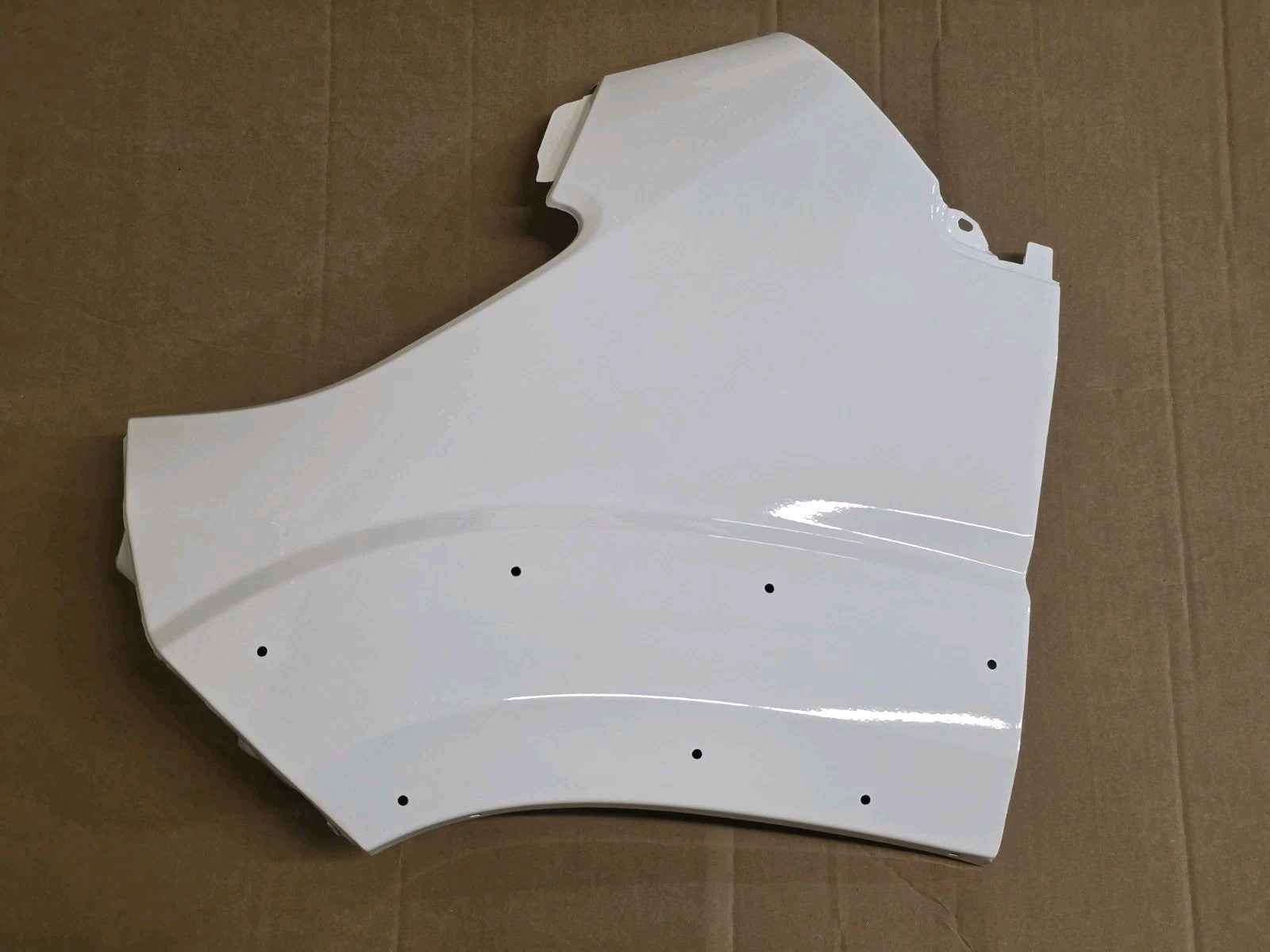 Fits 2023-2025 RAM PROMASTER 1500 2500 3500 DRIVER SIDE FENDER WHITE